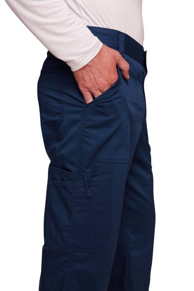 Pantalon cargo homme : Un vêtement pratique pour le personnel de santé à personnailser en Languedoc-Roussilon.